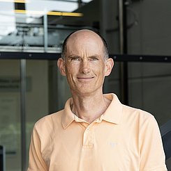 Herr Dr. Hendrik Simon